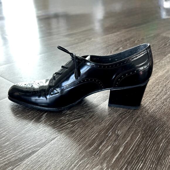 EUC Stuart Weitzman Thomas Black Patent Leather Oxford Heels 8 M Lace Up Brogue - Picture 10 of 16